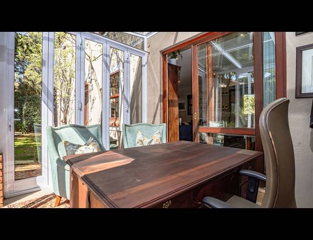 4 BEDROOM FREEHOLD FOR SALE IN FAERIE GLEN